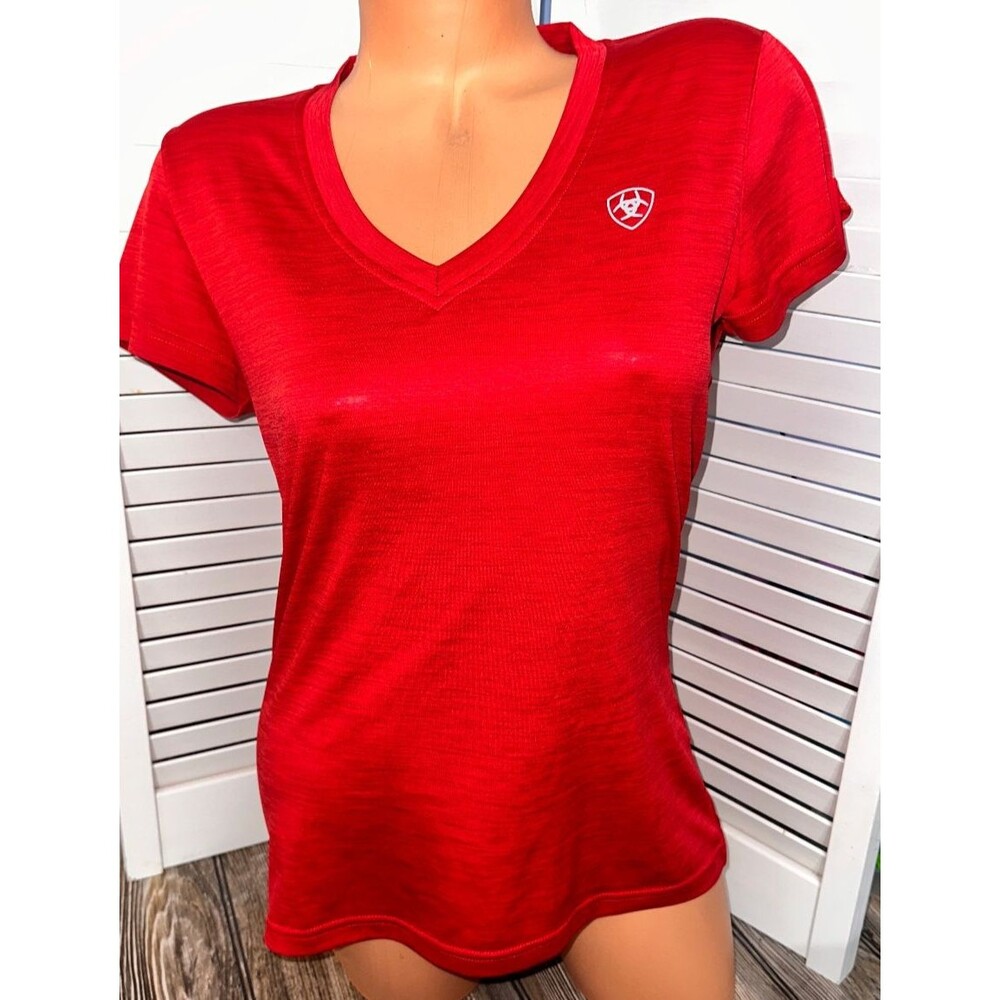 Ariat Shirt Red Womens Medium Ariattek Heat Series Short Sleeve Activewear